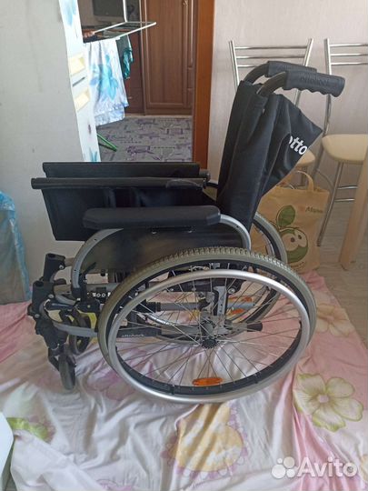 Инвалидная коляска