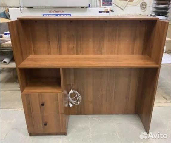 Новая Стойка-Ресепшен Орех В Наличии От Фабрики