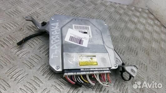 Блок бортовой сети (блок управления BCM) toyota pr