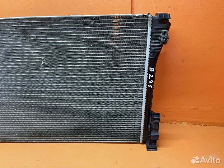 Радиатор основной Mercedes-Benz Glk X204 2010