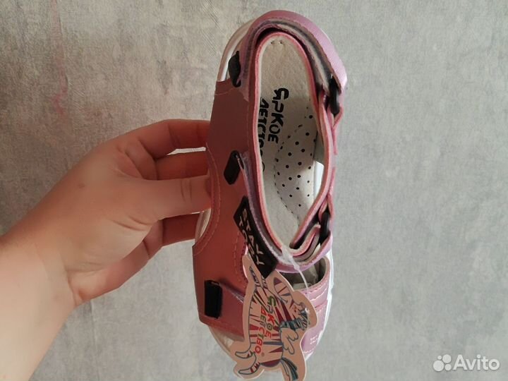 Сандали для девочки, 33 размер новые