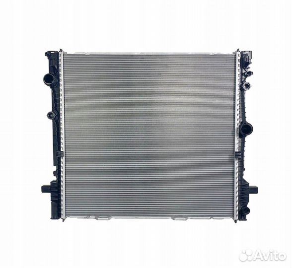 Радиатор охлаждения BMW X3 G01 X4 G02 B46D