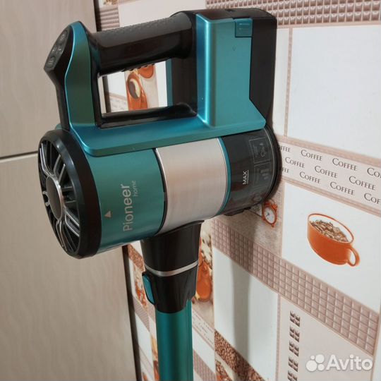 Вертикальный беспроводной пылесос