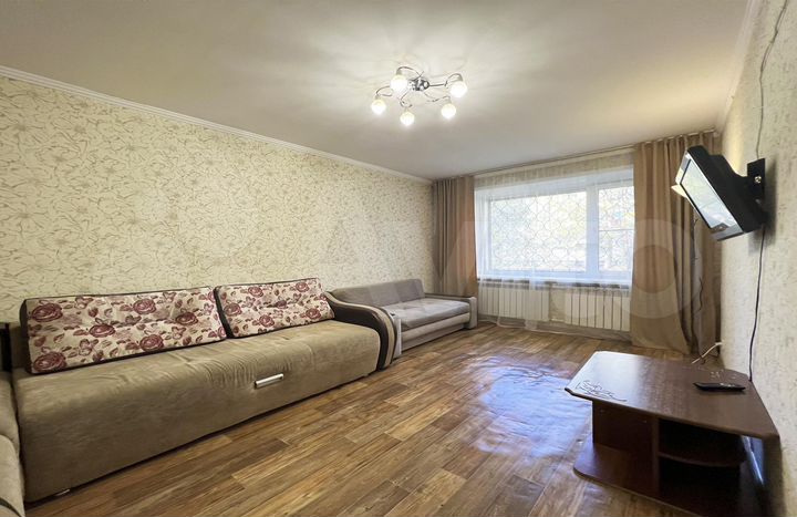 2-к. квартира, 59 м², 1/5 эт.