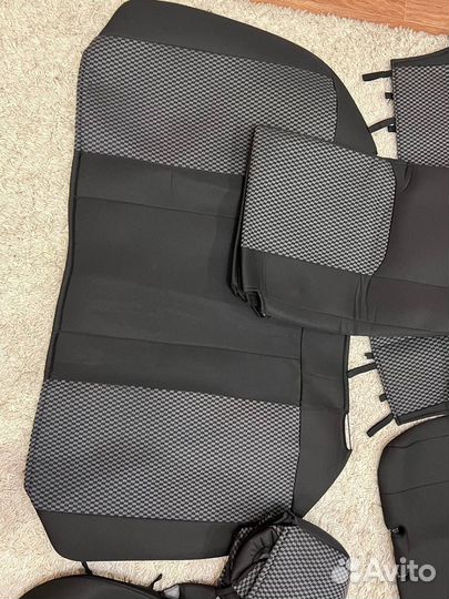 Чехлы на Renault Logan 2