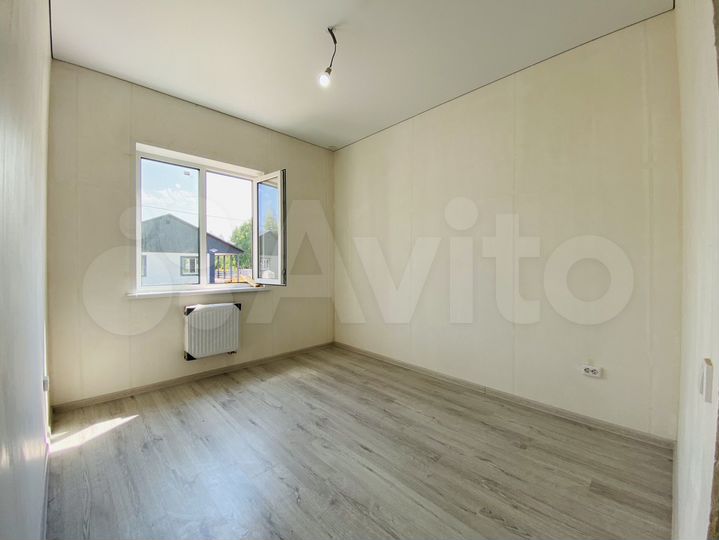 Дом 95 м² на участке 7,5 сот.