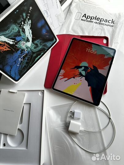 iPad Pro 12.9 дюйма 256 гб (3го поколения)