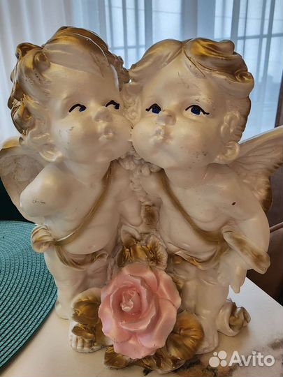 Статуэтка ангелочки