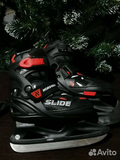 Коньки хоккейные детские