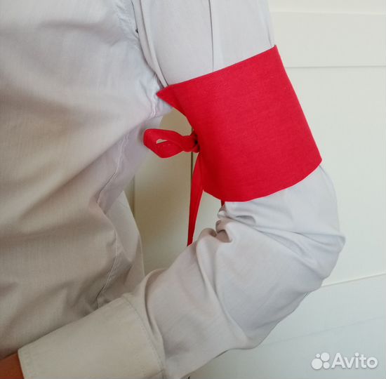 38 школьных повязок