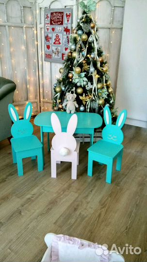 Детский стол и стульчик