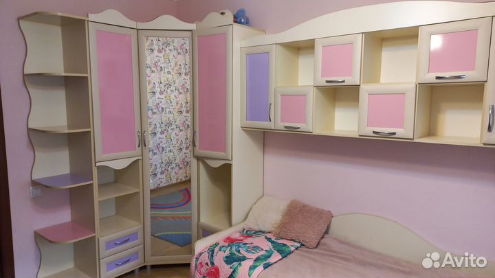 Детская мебель для девочки