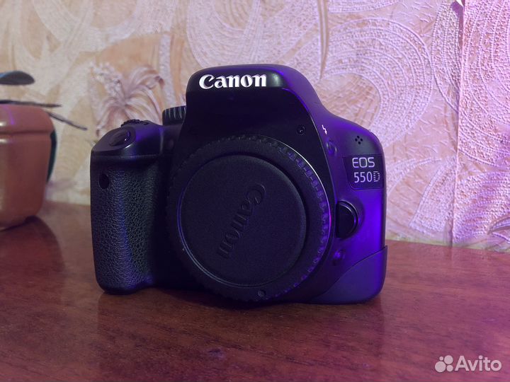 Фотоаппарат Canon 550d