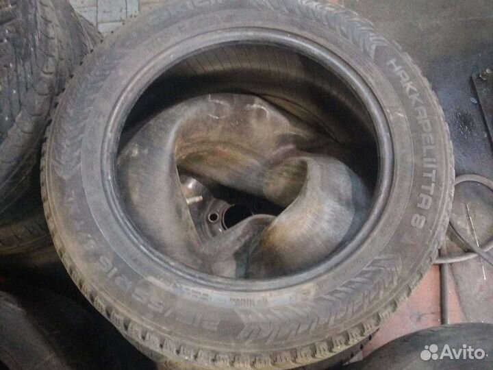 Nokian Tyres Hakkapeliitta 8 215/55 R16