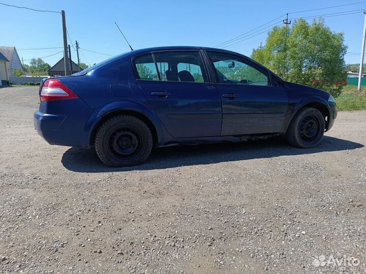 Renault Megane 1.6 МТ, 2006, битый, 190 000 км