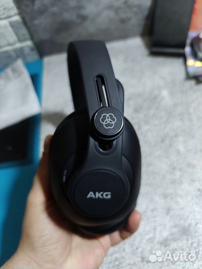 Наушники AKG 361-bt