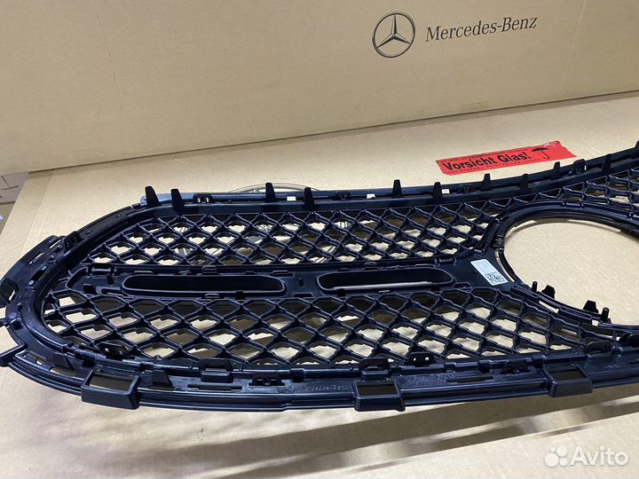 Решетка радиатора Mercedes GLC X254