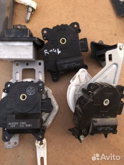 Моторчик заслонки Honda Civic 4D 06-12 / Honda CRV