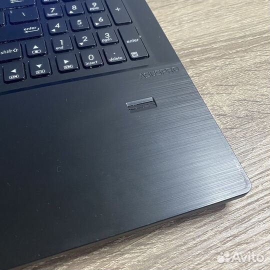 Игровой ноутбук i5 7200 / 8GB / 1тб