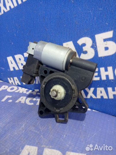 Моторчик стеклоподъемника Mazda 3 Bk седан Z6 2006