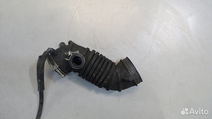 Патрубок воздушного фильтра Mitsubishi Colt, 2003