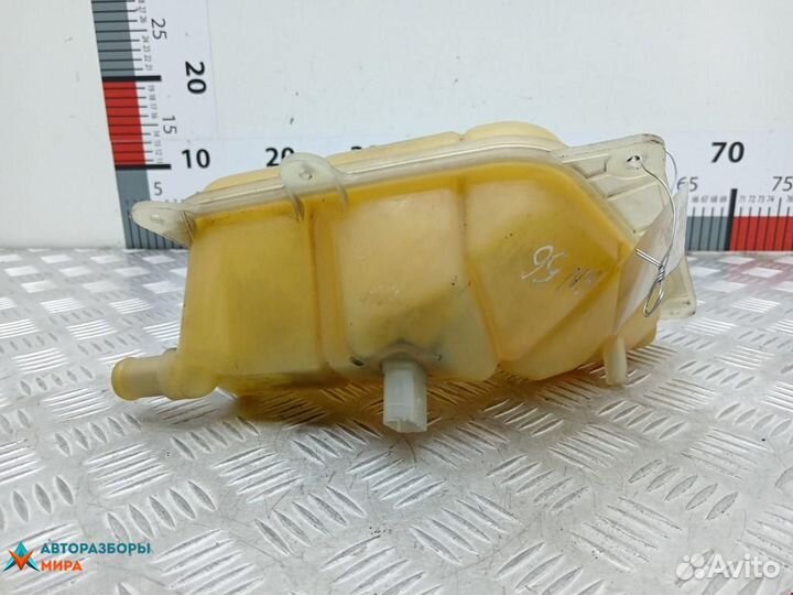 Бачок расширительный Volkswagen Passat B3 1997