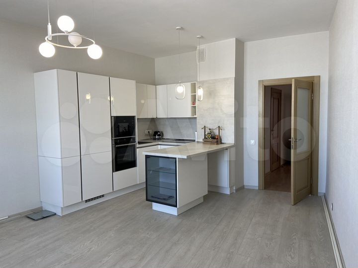 2-к. квартира, 73 м², 15/22 эт.