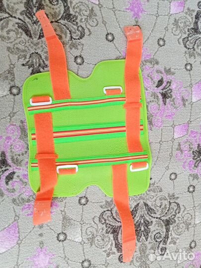 Тутор на коленный сустав