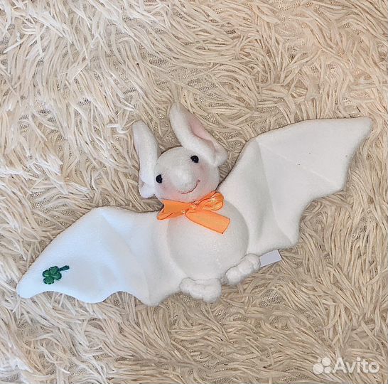 Игрушка летучая мышь