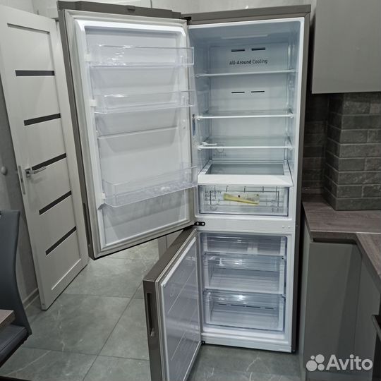 Samsung Холодильник