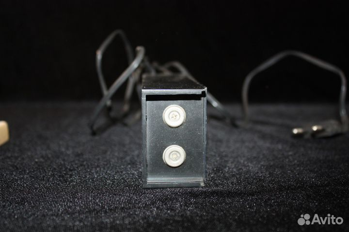 Адаптер преобразователь напряжения на 9 В