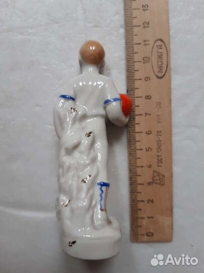 Статуэтка - Футболист 