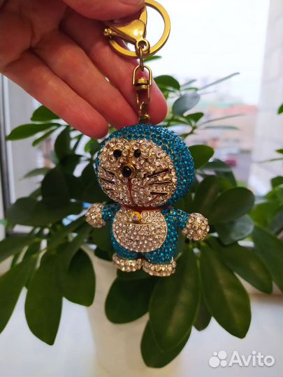 Брелок со стразами