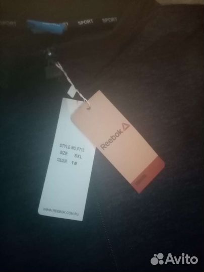 Спортивный костюм мужской новый reebok