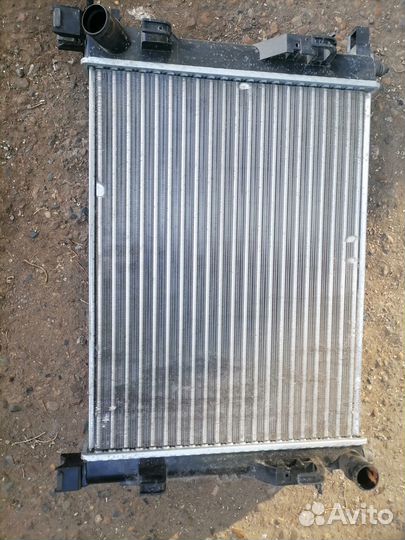 Радиатор охлаждения рено логан 2