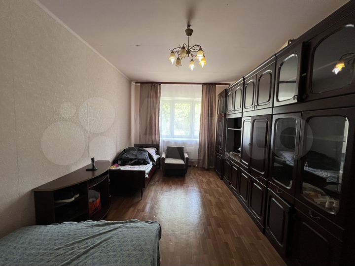 2-к. квартира, 65,2 м², 1/9 эт.