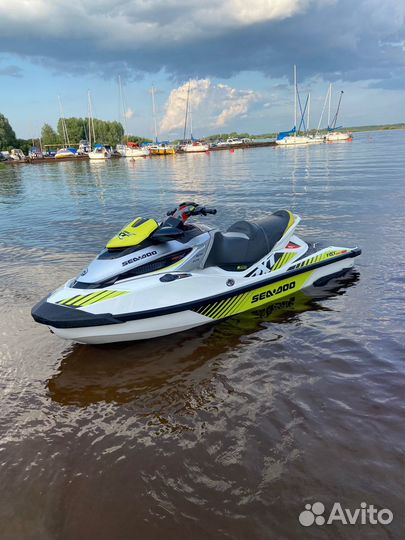 RXT 300 2016