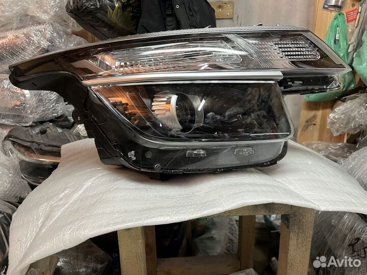 Фара правая KIA seltos галоген 92102-2Q5