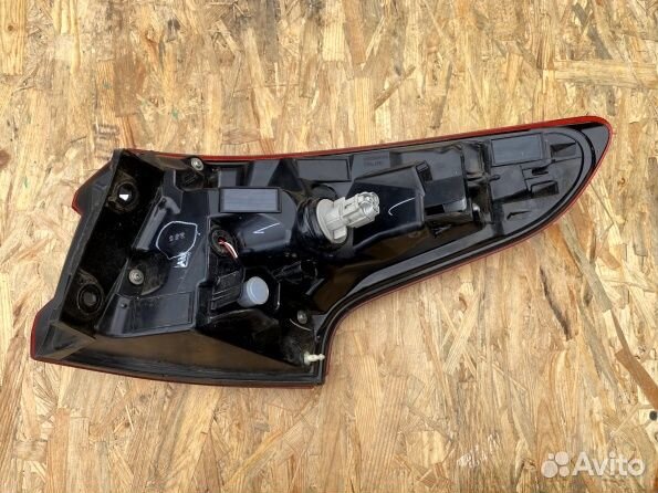 Фонарь задний левый Nissan Qashqai J11