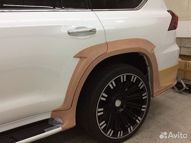 Lexus LX570 2015+ Расширители арок Wald O8YQ8