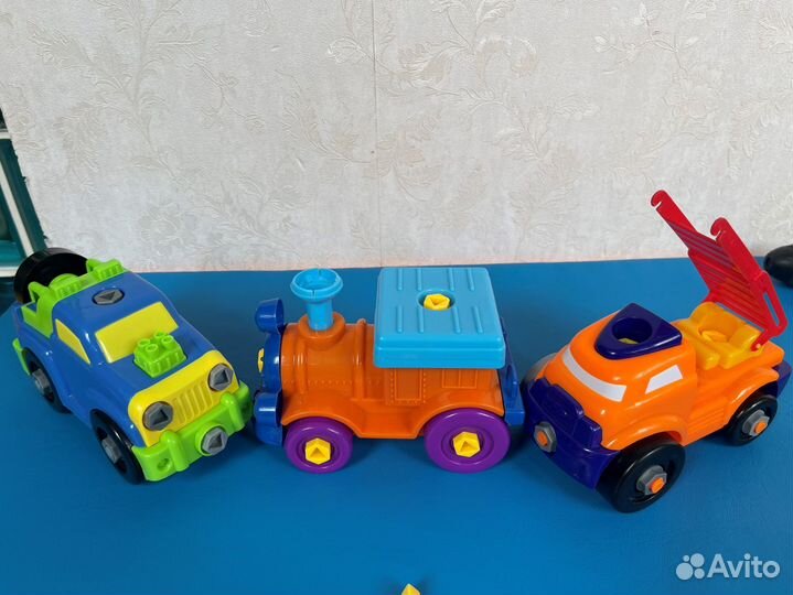 Развивающие конструкторы машинки с отверткой