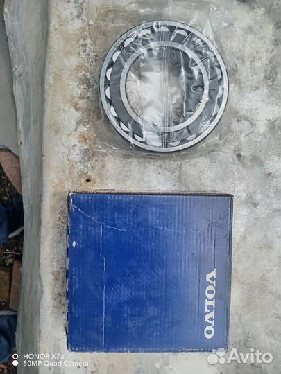 Подшипник на асфальтоукладчик Volvo