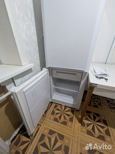 Холодильник Indesit бу
