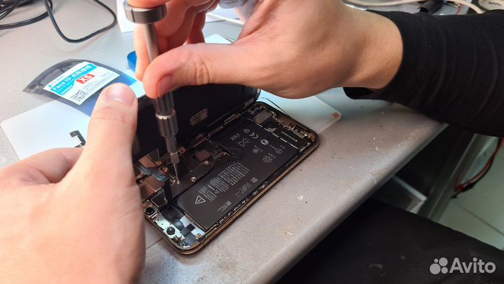 Замена аккумулятора в iPhone