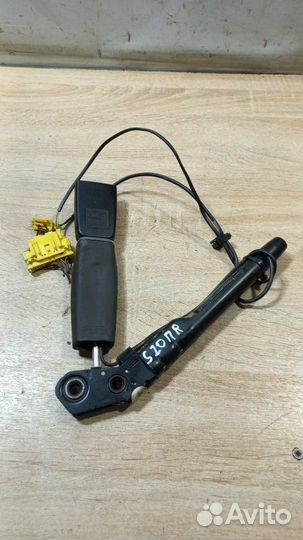 Замок ремня безопасности передний правый