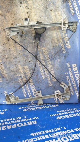 Передний правый стеклоподъемник. Peugeot Partner