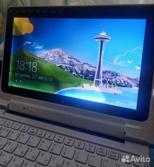 Планшет Acer iconia w5+док клавиатура