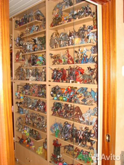 Коллекция Монстры много фигурок для создания музея