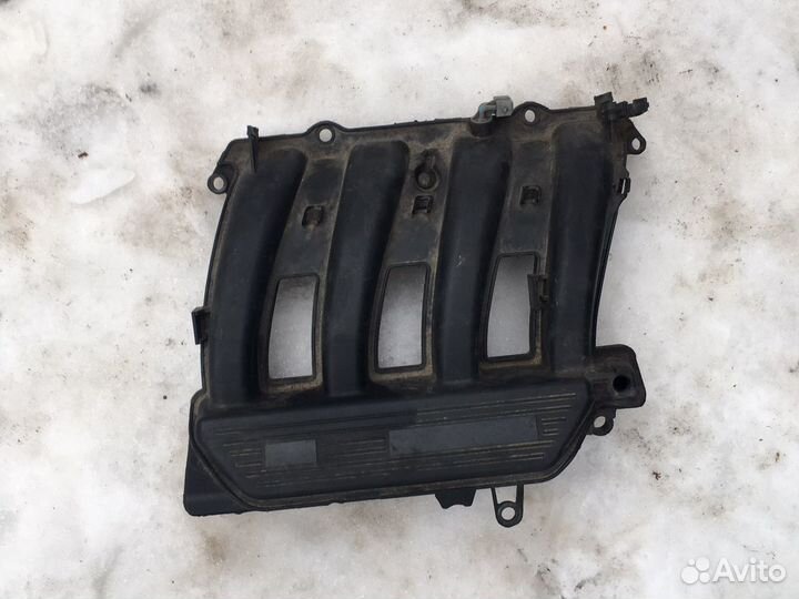 Впускной коллектор Nissan Almera G15