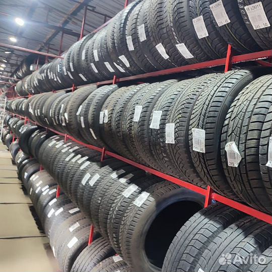 Kumho I'Zen XW KW17 235/55 R17 103V